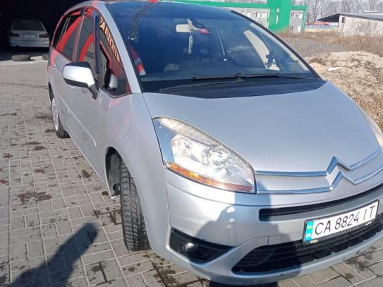 Citroen C4 picasso 2007р. у розстрочку