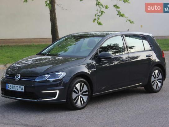 Volkswagen E-golf
                          2020г. в рассрочку