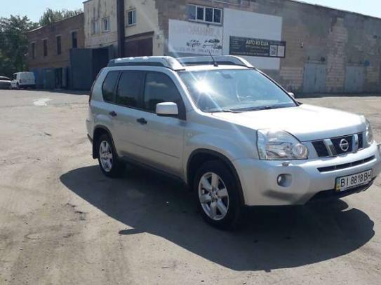 Nissan X-trail 2010р. у розстрочку