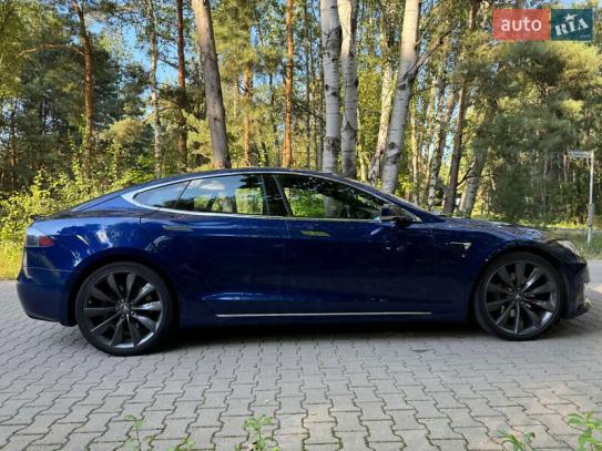 Tesla Model s 2017р. у розстрочку