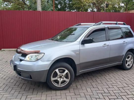 Mitsubishi Outlander 2008г. в рассрочку