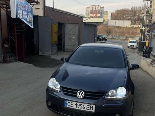 Volkswagen Golf
                            2004г. в рассрочку