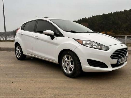Ford Fiesta                          2014г. в рассрочку
