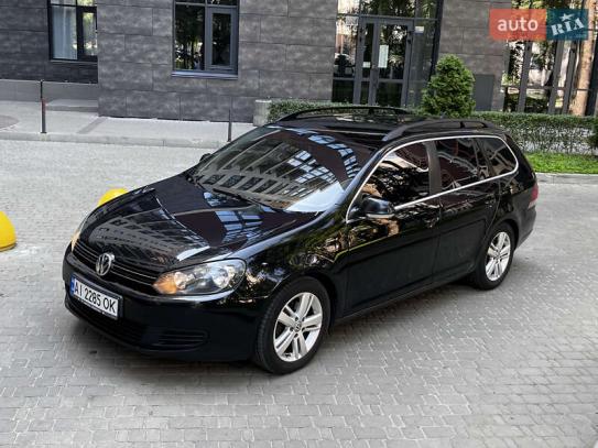 Volkswagen Golf 2009г. в рассрочку