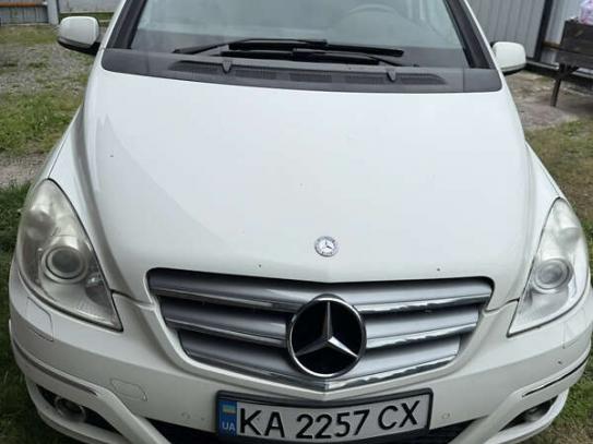 Mercedes-benz B-class 2010г. в рассрочку