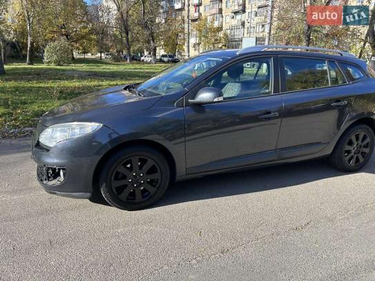 Renault Megane 2012г. в рассрочку