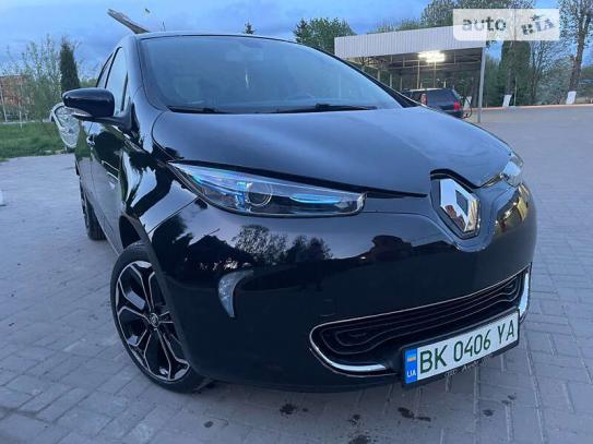 Renault Zoe 2017г. в рассрочку