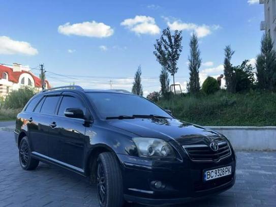 Toyota Avensis 2008г. в рассрочку