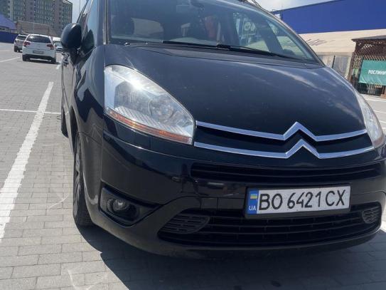 Citroen C4 picasso
                      2009г. в рассрочку