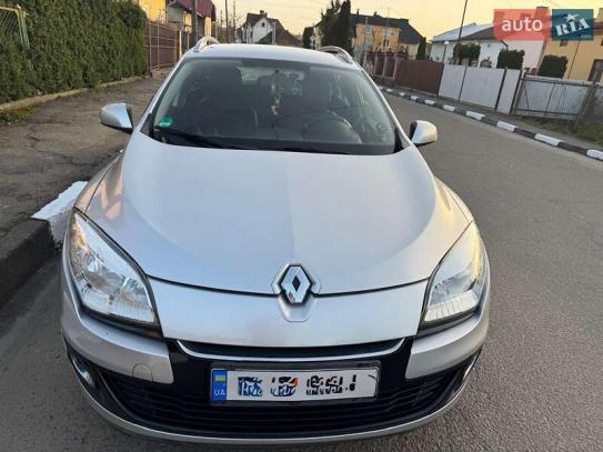 Renault Megane
                          2012г. в рассрочку