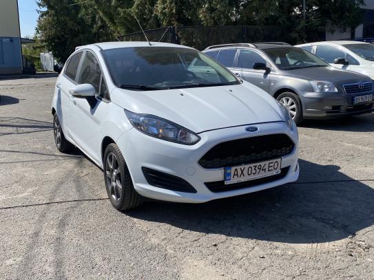 Ford Fiesta 2016г. в рассрочку