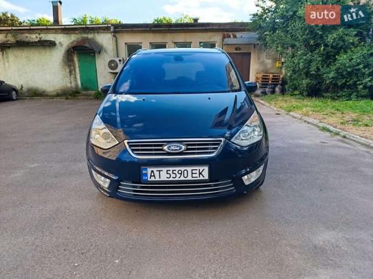 Ford Galaxy                          2010г. в рассрочку