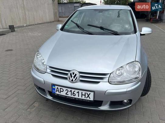 Volkswagen Golf                            2008г. в рассрочку