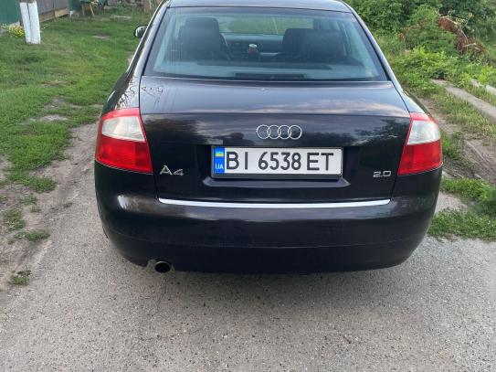 Audi A4                              2003г. в рассрочку