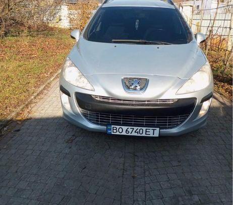 Peugeot 308 2008р. у розстрочку