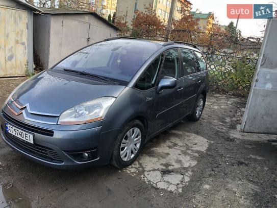 Citroen C4 picasso
                      2007г. в рассрочку