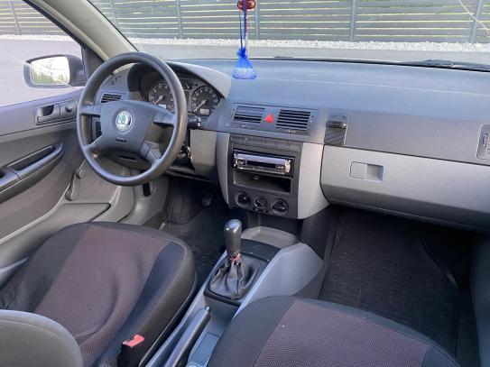 Skoda Fabia 2002р. у розстрочку