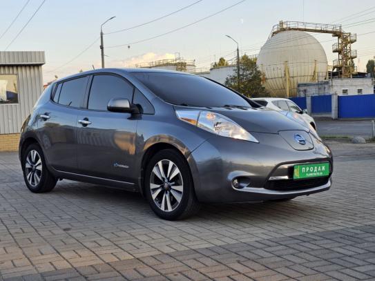 Nissan Leaf 2017г. в рассрочку