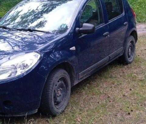 Dacia Sandero                         2009г. в рассрочку