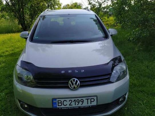 Volkswagen Golf plus                       2009г. в рассрочку