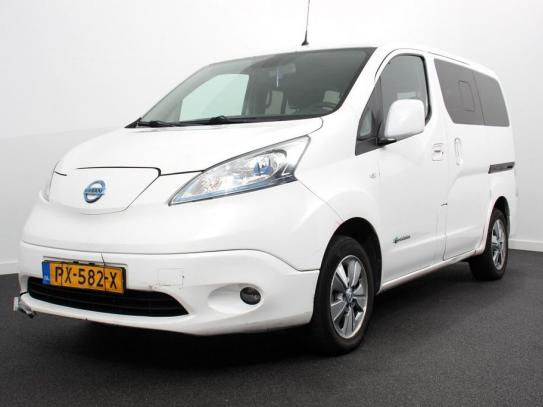 Nissan E-nv200 2017г. в рассрочку