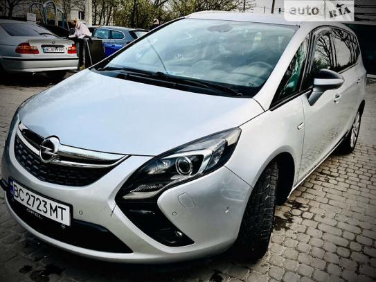 Opel Zafira tourer 2016р. у розстрочку