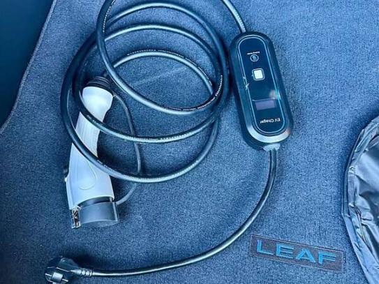 Nissan Leaf
                            2021г. в рассрочку