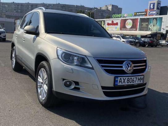 Volkswagen Tiguan 2010р. у розстрочку