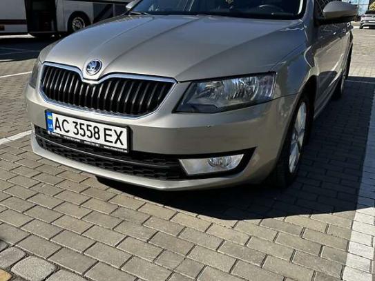 Skoda Octavia                         2016г. в рассрочку