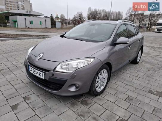 Renault Megane                          2010г. в рассрочку