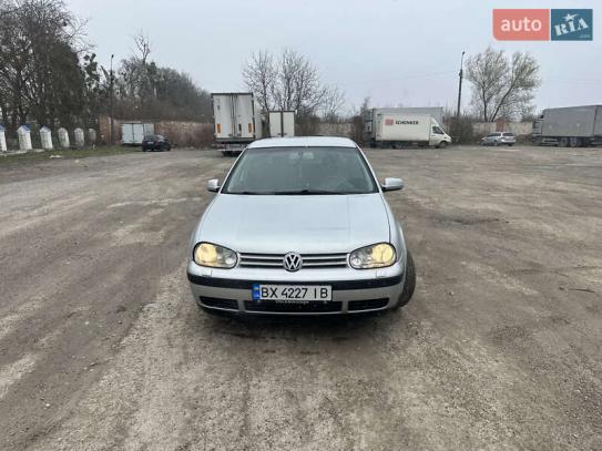 Volkswagen Golf
                            2000г. в рассрочку