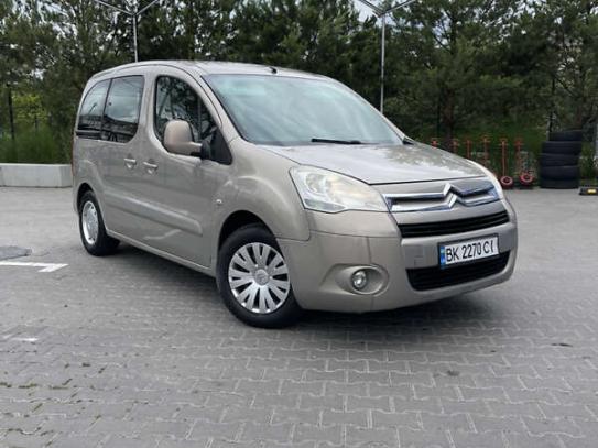 Citroen Berlingo
                        2011г. в рассрочку