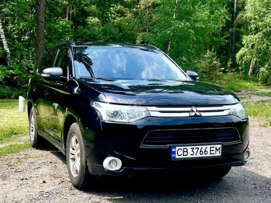 Mitsubishi Outlander                       2012г. в рассрочку