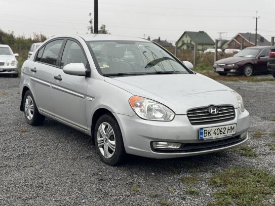 Hyundai Accent 2008р. у розстрочку