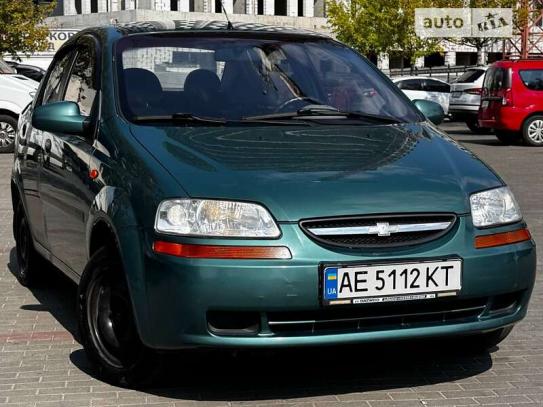 Chevrolet Aveo 2005р. у розстрочку