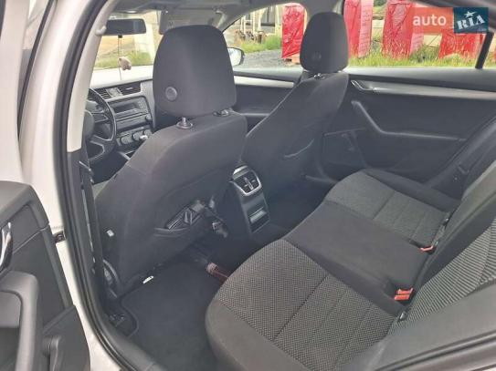 Skoda Octavia                         2013г. в рассрочку