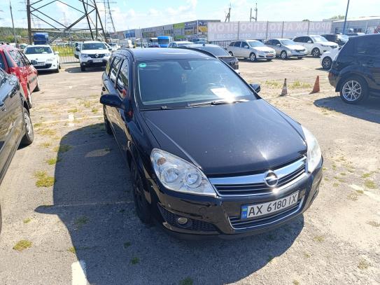 Opel Astra 2008г. в рассрочку