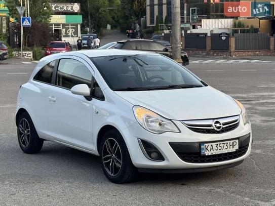 Opel Corsa                           2012г. в рассрочку