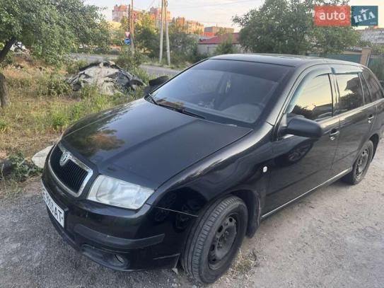 Skoda Fabia
                           2006г. в рассрочку