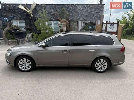 Volkswagen Passat                          2011г. в рассрочку