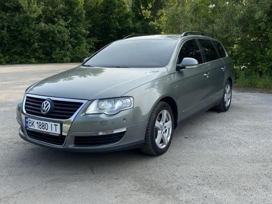 Volkswagen Passat variant
                  2009г. в рассрочку