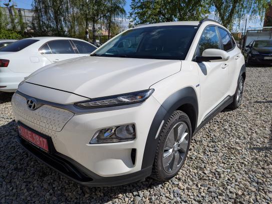 Hyundai Kona
                            2019г. в рассрочку