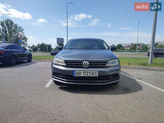 Volkswagen Jetta                           2015г. в рассрочку