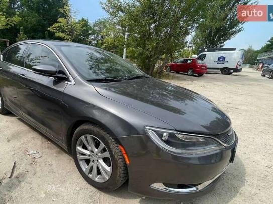 Chrysler 200 2015 auf Ratenzahlung
