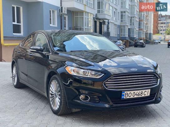 Ford Fusion 2015г. в рассрочку