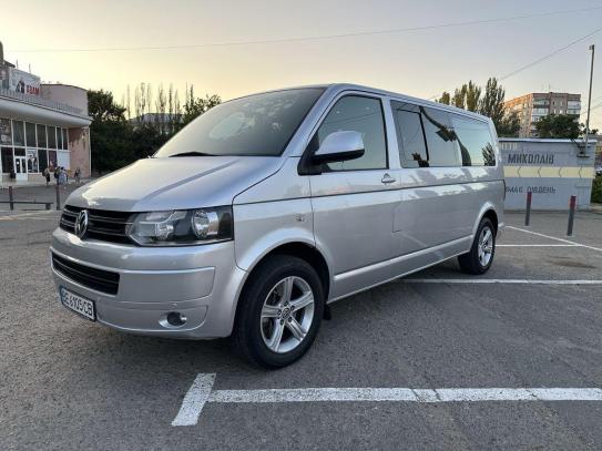Volkswagen Caravelle
                       2010г. в рассрочку