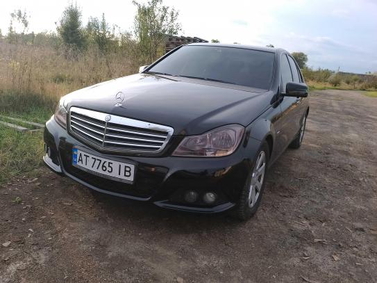 Mercedes-benz C 180
                           2011г. в рассрочку