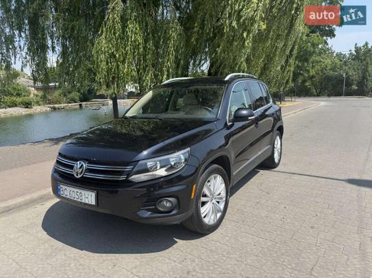 Volkswagen Tiguan
                          2013г. в рассрочку