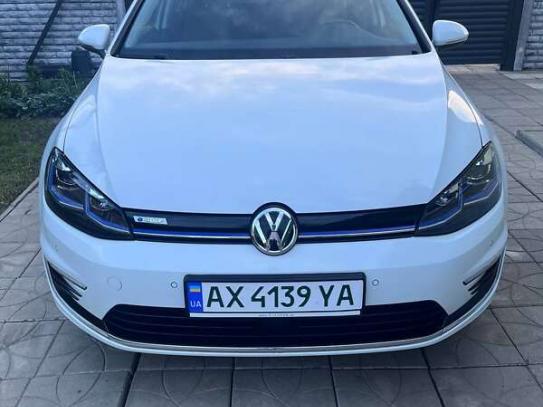 Volkswagen E-golf                          2020г. в рассрочку