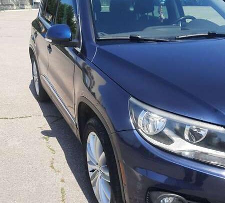 Volkswagen Tiguan 2012г. в рассрочку